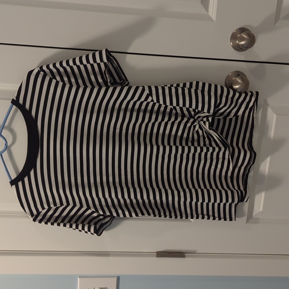 Chico's ultimate tee